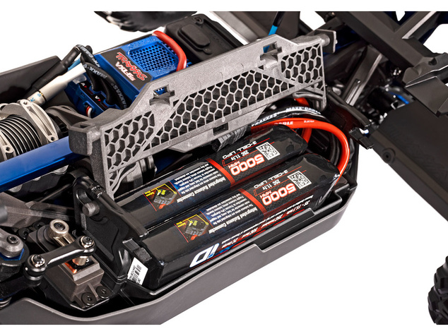 Traxxas Sledge 1:8 RTR červený s belted pneu