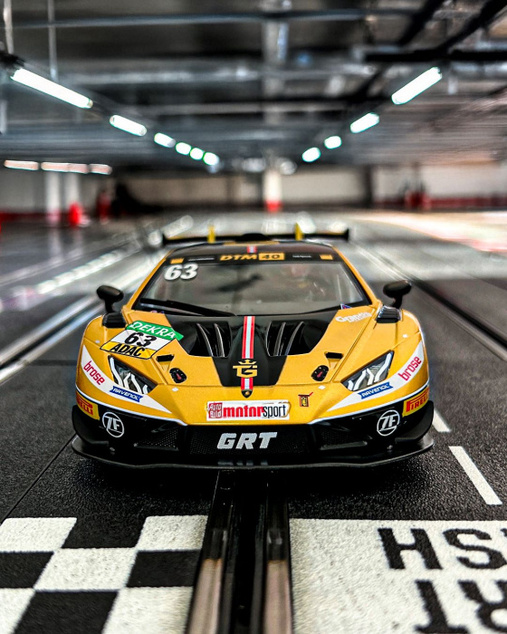 Auto Carrera D132 - 32058 Lamborghini Huracán GT3