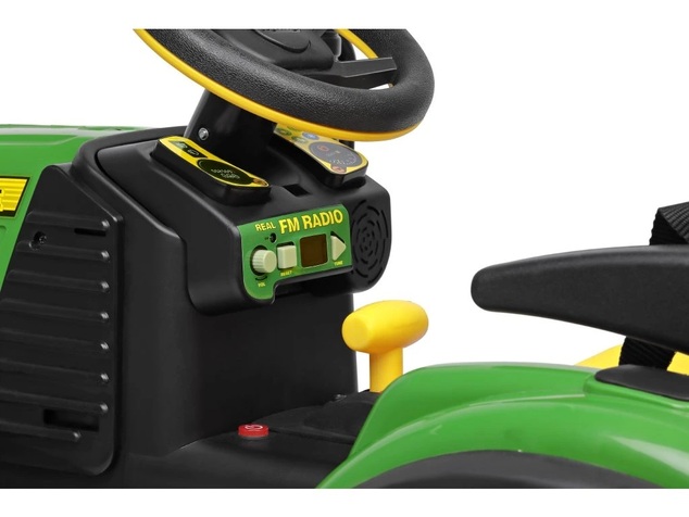 Peg-Pérego John Deere RC Traktor - s diaľkovým ovládačom