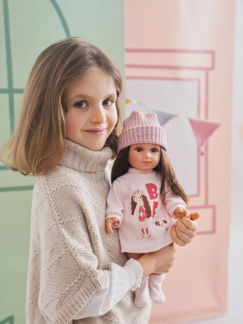 Llorens 53561 SARA - muñeca realista con cuerpo de tela suave