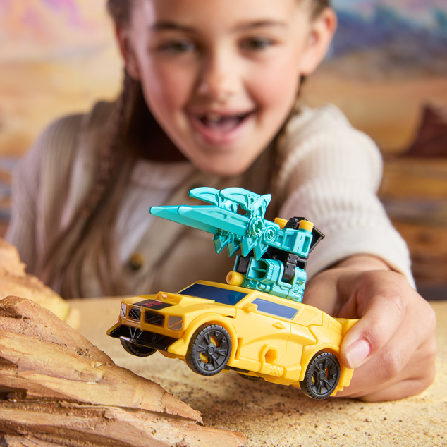 HASBRO - Transformers Cyberworld, BUMBLEBEE