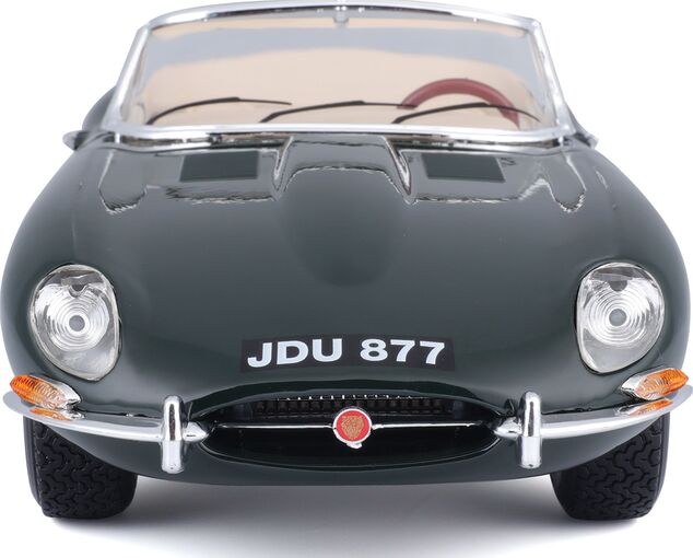 Bburago 1:18 Jaguar "E" Cabriolet (1961) Grün
