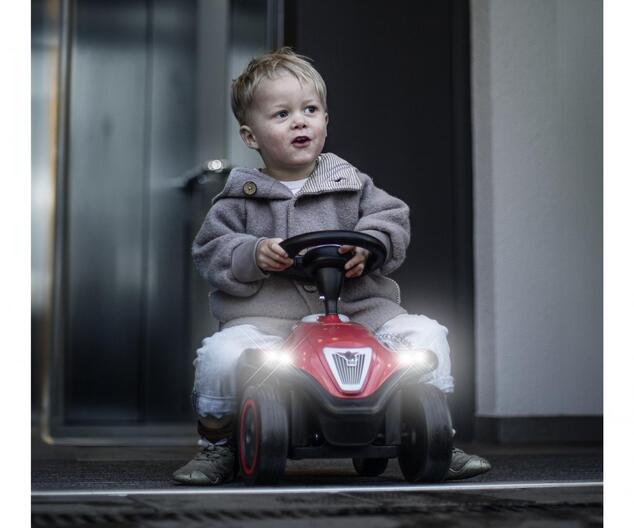 BIG Auto odrážadlo BIG Bobby Car Next 2.0 červené