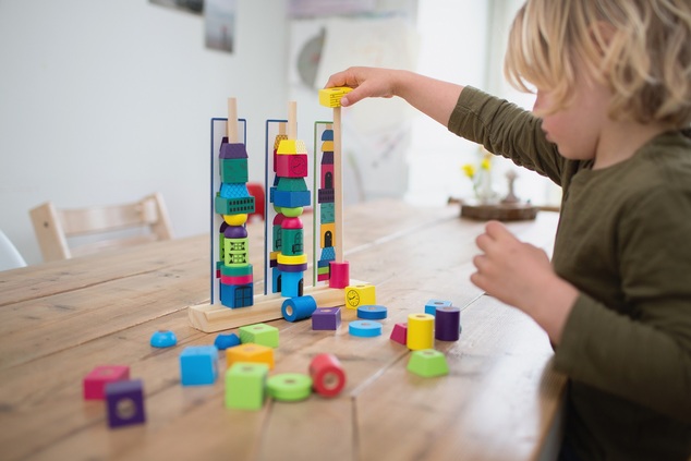 BS Toys Logická hra - staviame veže