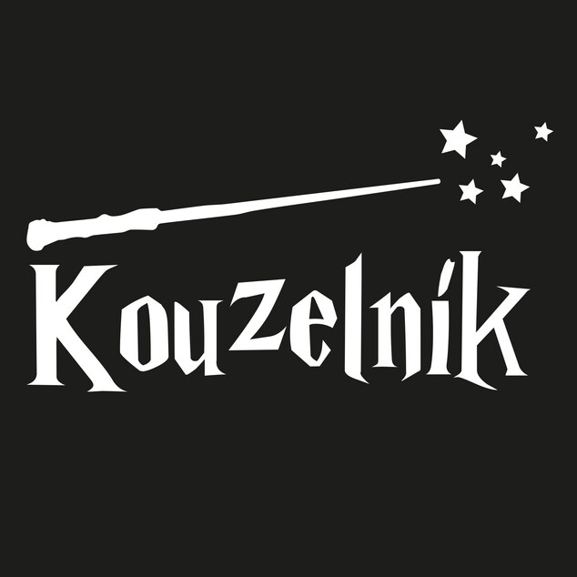 Detský kúzelnícky plášť s kapucňou a okuliarmi