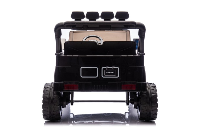 Elektrické autíčko Toyota FJ Cruiser XXL s pohonom 4x4, licencované (Dvojmiestne), čierne,