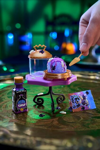 MGA's Miniverse Mini Food Občerstvenie - Strašidelná séria 2026