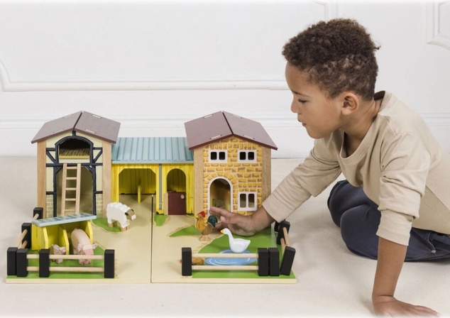 Le Toy Van Big Farm