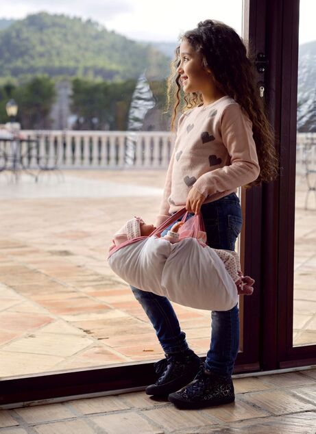Llorens M740-14 oblečenie pre bábiku bábätko NEW BORN veľkosti 40-42 cm s nosítkom do ruky