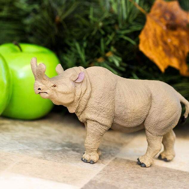 Safari® Megacerops dinosaurus