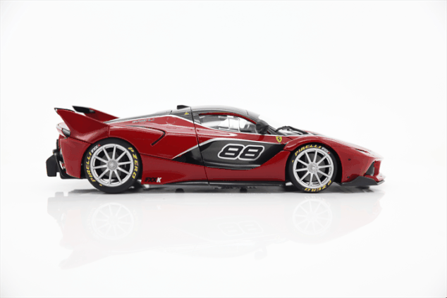 Bburago 1:18 Ferrari Signature Serie FXX K Rot