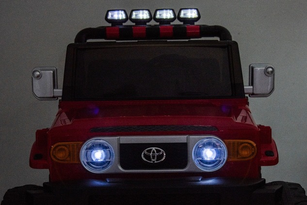 Elektrické autíčko Toyota FJ Cruiser XXL s pohonom 4x4, licencované (Dvojmiestne), červené