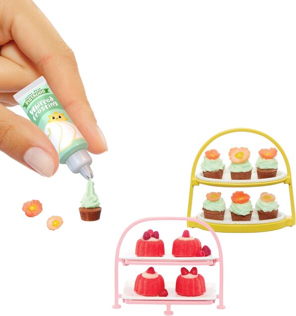 MGA's Miniverse – Mini Food Pečenie, PDQ