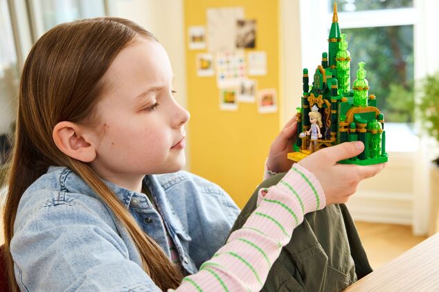 LEGO® Wicked 75689 Emerald City a zámok Kiamo Ko
