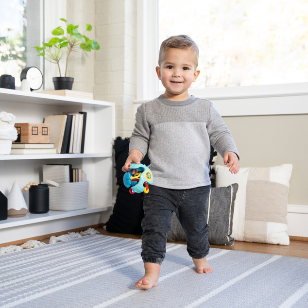 BABY EINSTEIN Juguete sensorial pelota con mordedor Rattle &amp; Sense™ 3m+