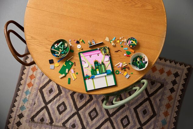 LEGO® Wicked 75685 Nástenné umenie: Emerald City