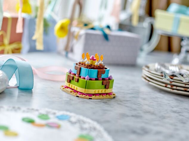LEGO® 40815 Narodeninová torta