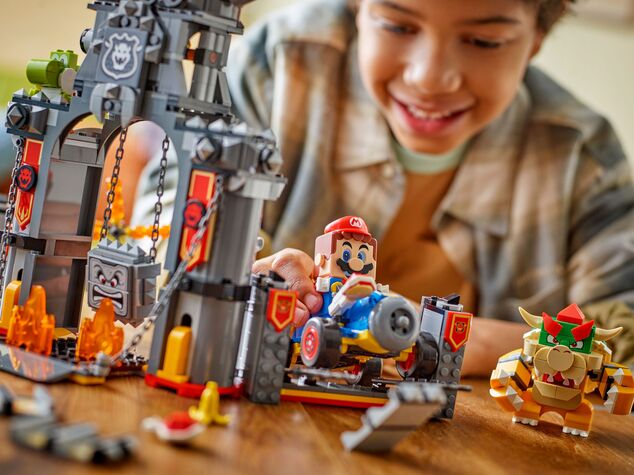 LEGO® Super Mario 72039 Mario Kart™ – Bowser und sein Schloss