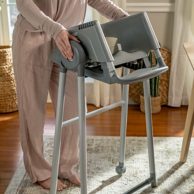 INGENUITY Hochstuhl 7-in-1 Proper Positioner™ Parker 0m+ bis 23 kg