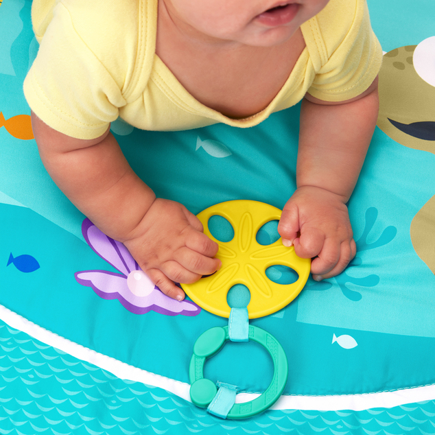 BRIGHT STARTS Tapis de jeu pour le développement moteur et sensoriel Finding Nemo POP 'N Wiggle™, 0m