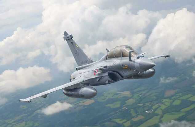 Model Kit avion 90092 - Rafale B (1:72)