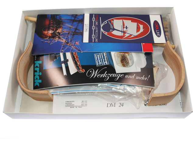 COREL HMS Victory 1651 rez 1:98 kit
