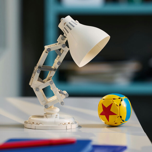 LEGO® Disney™ 21357 Disney Pixar Luxo Jr.