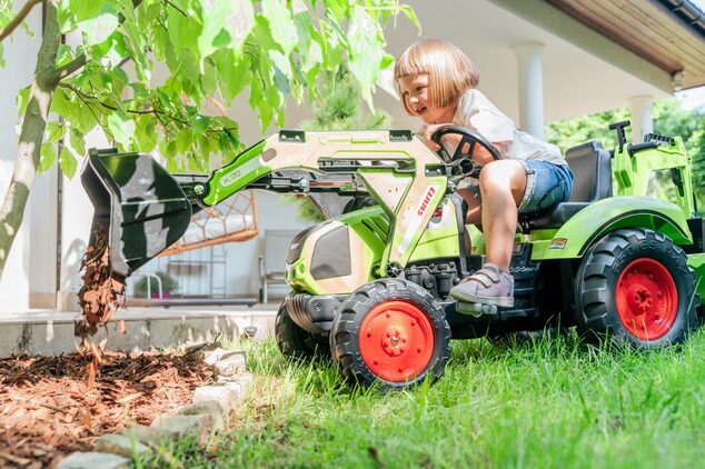 Falk Šliapací traktor veľky 2070Y Claas Arion 430 s nakladačom, rýpadlom a vlečkou