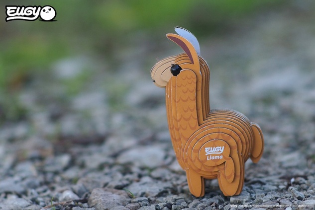 EUGY Lama 3D kartonová skládačka