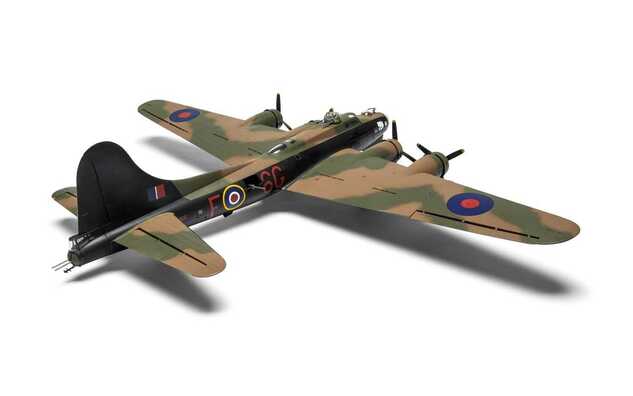 Classic Kit letadlo A08018A - Boeing B-17G / Fortress Mk.III (1:72)