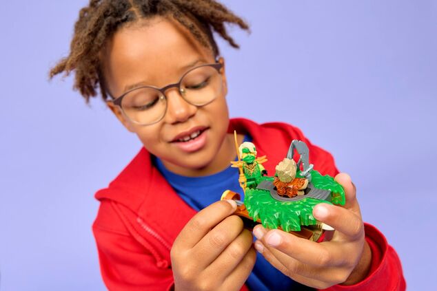 LEGO® NINJAGO 71850 Lloyd vs. spinner pozemskej príšery
