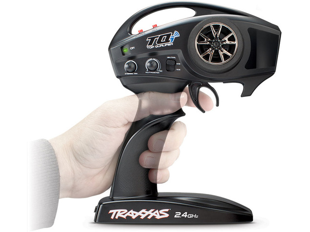 Traxxas Nitro Revo 1:8 s BlueTooth RTR zelené