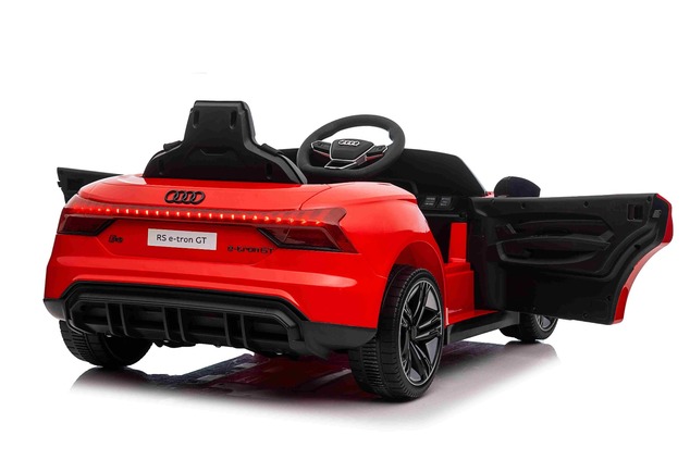 Elektrické autíčko Audi RS E-tron GT 12V, červené, široké jednomiestne sedadlo, 2,4 GHz di