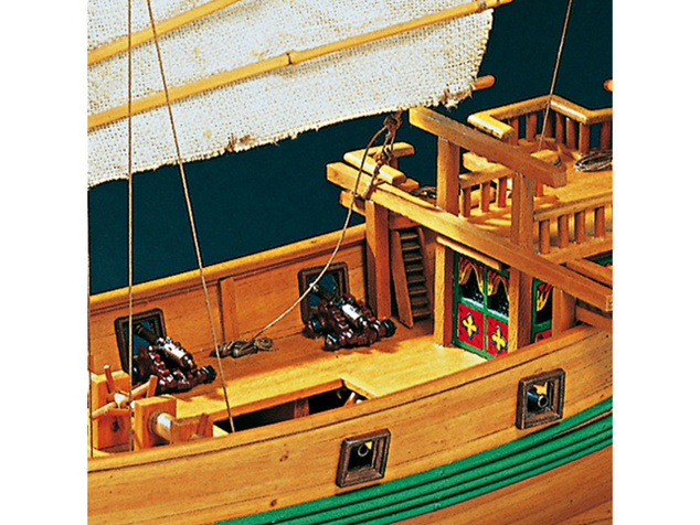 AMATI Čínska džunka 1:100 kit