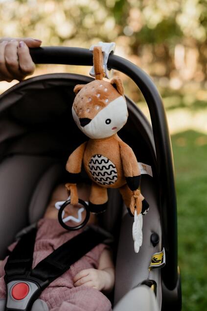 Srnka babyted naťahovací  plyš 30cm záves na postieľku/kočík