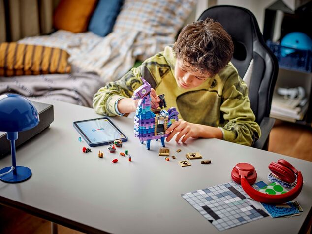 LEGO® Fortnite 77071 Oskrbovalna lama