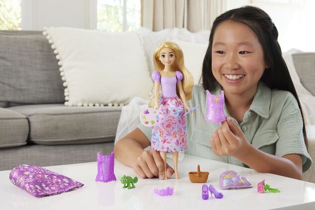 Disney Princess Bábika a rozprávkové obliekanie - Rapunzel