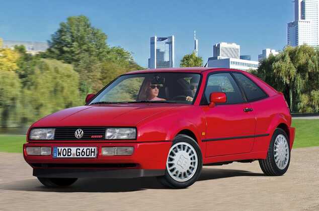 Gift-Set auto 05666 - 35 Years "VW Corrado“ (1:24)