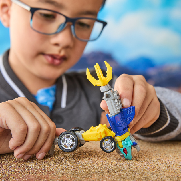 HASBRO - Transformers Cyberworld, SKY-BYTE