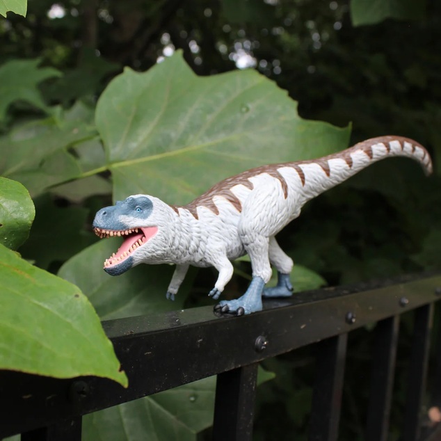 Safari® Nanuqsaurus dinosaurus 2025