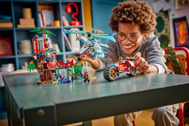 LEGO® NINJAGO 71857 Súboj nindža vozidiel a domček na strome