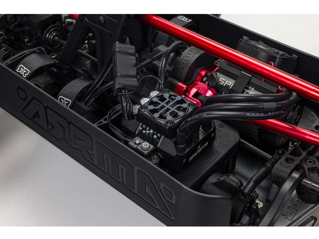 Arrma Outcast 8S BLX 1:5 4WD EXB RTR čierna