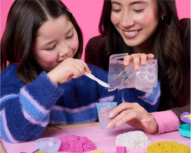 Spin Master Kinetic sand smoothie mixer