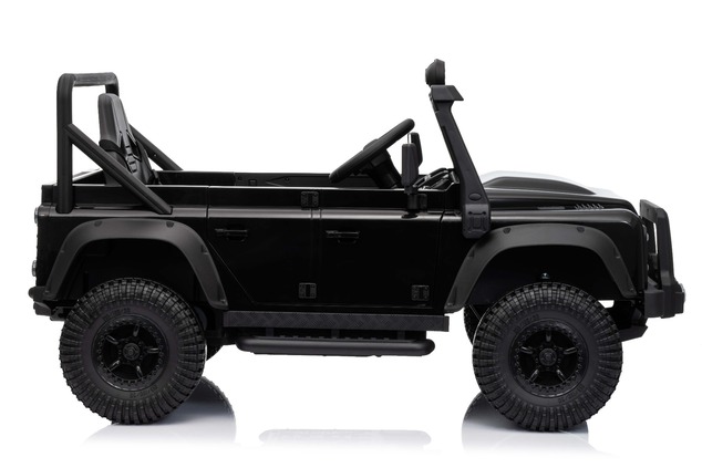 Elektrické autíčko Land Rover Defender 110 SVX 12V, čierne, 4X4 pohon, LED svetlá, predné