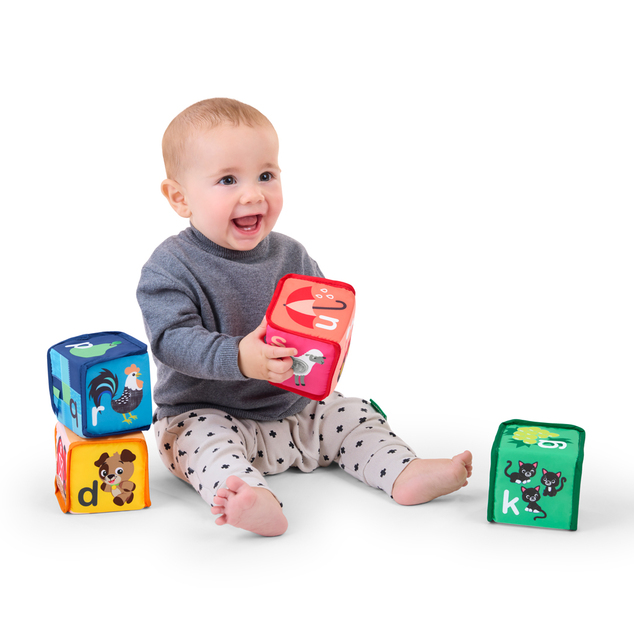 BABY EINSTEIN Textil játék kockák ábécé Alpha Stacks™ 4db, 3hó+