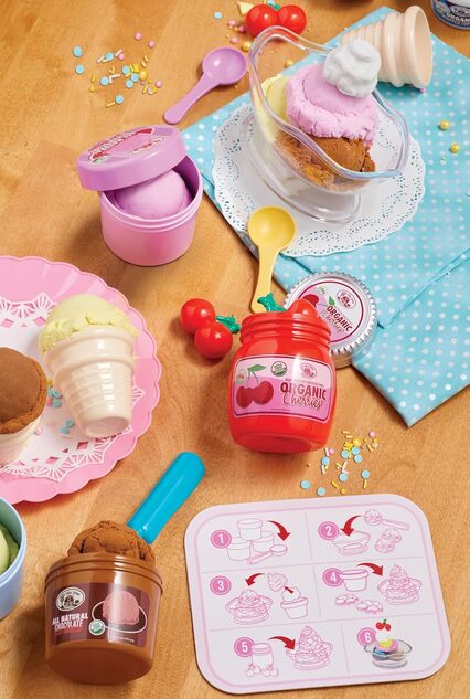 Little Tikes Creative Chefs Zmrzlinový set so 17 doplnkami