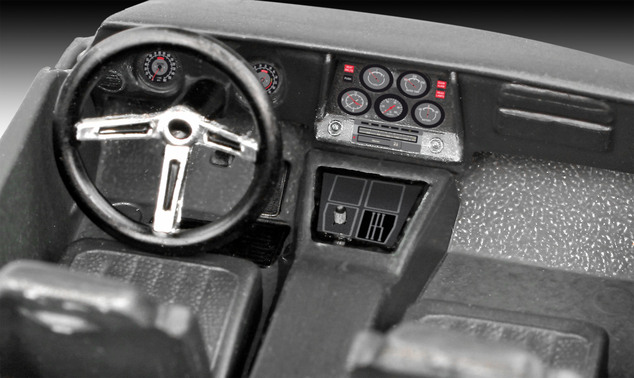 Kit de démarrage auto 77684 - Corvette C3 (1:32)