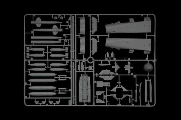 Model Kit War Thunder letadlo 35107 - Tornado GR.1/IDS (1:48)