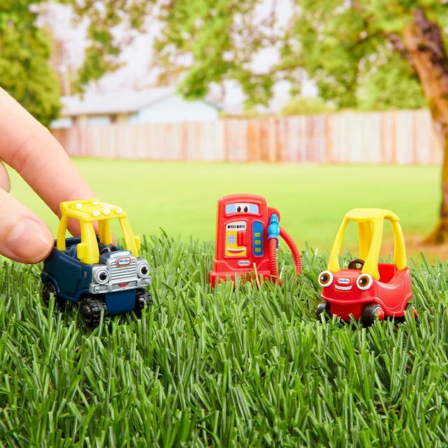 MGA's Miniverse Little Tikes Retro Nostalgia Flashback Minis