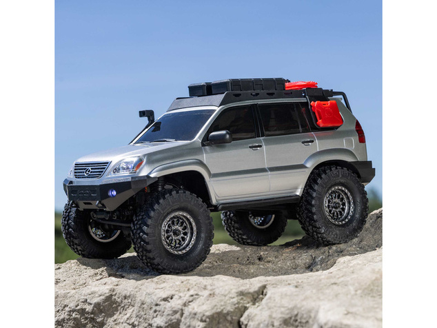 Axial SCX24 Lexus GX 470 1:24 4WD RTR biely